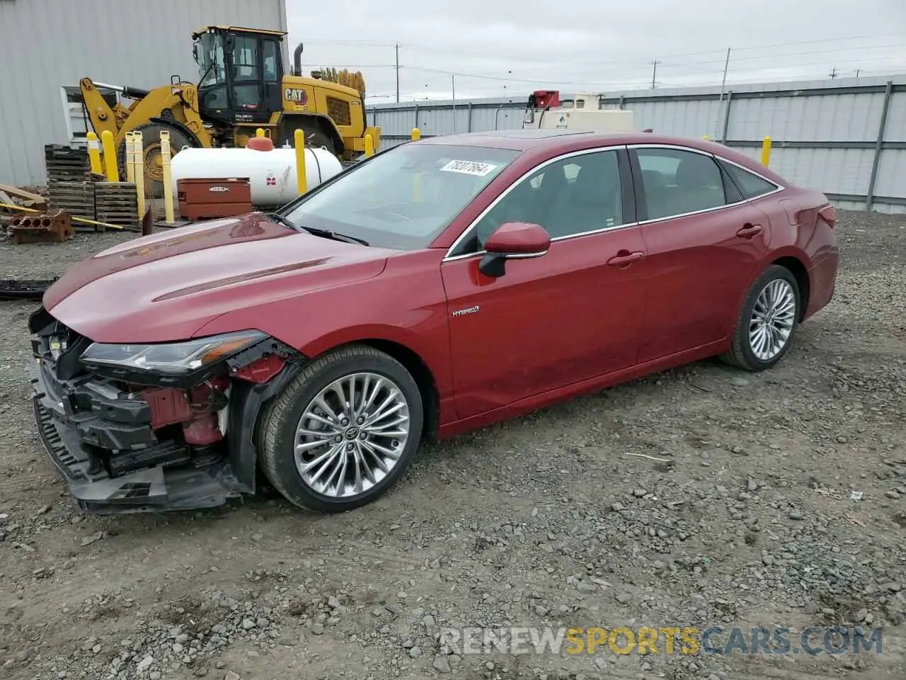 1 Photograph of a damaged car 4T1D21FB3LU018401 TOYOTA AVALON 2020