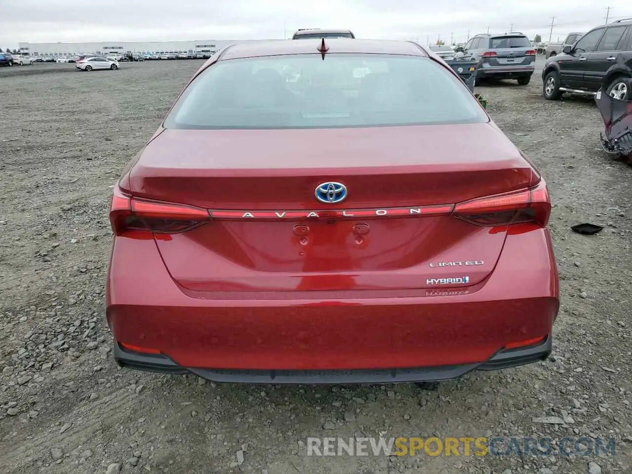6 Photograph of a damaged car 4T1D21FB3LU018401 TOYOTA AVALON 2020