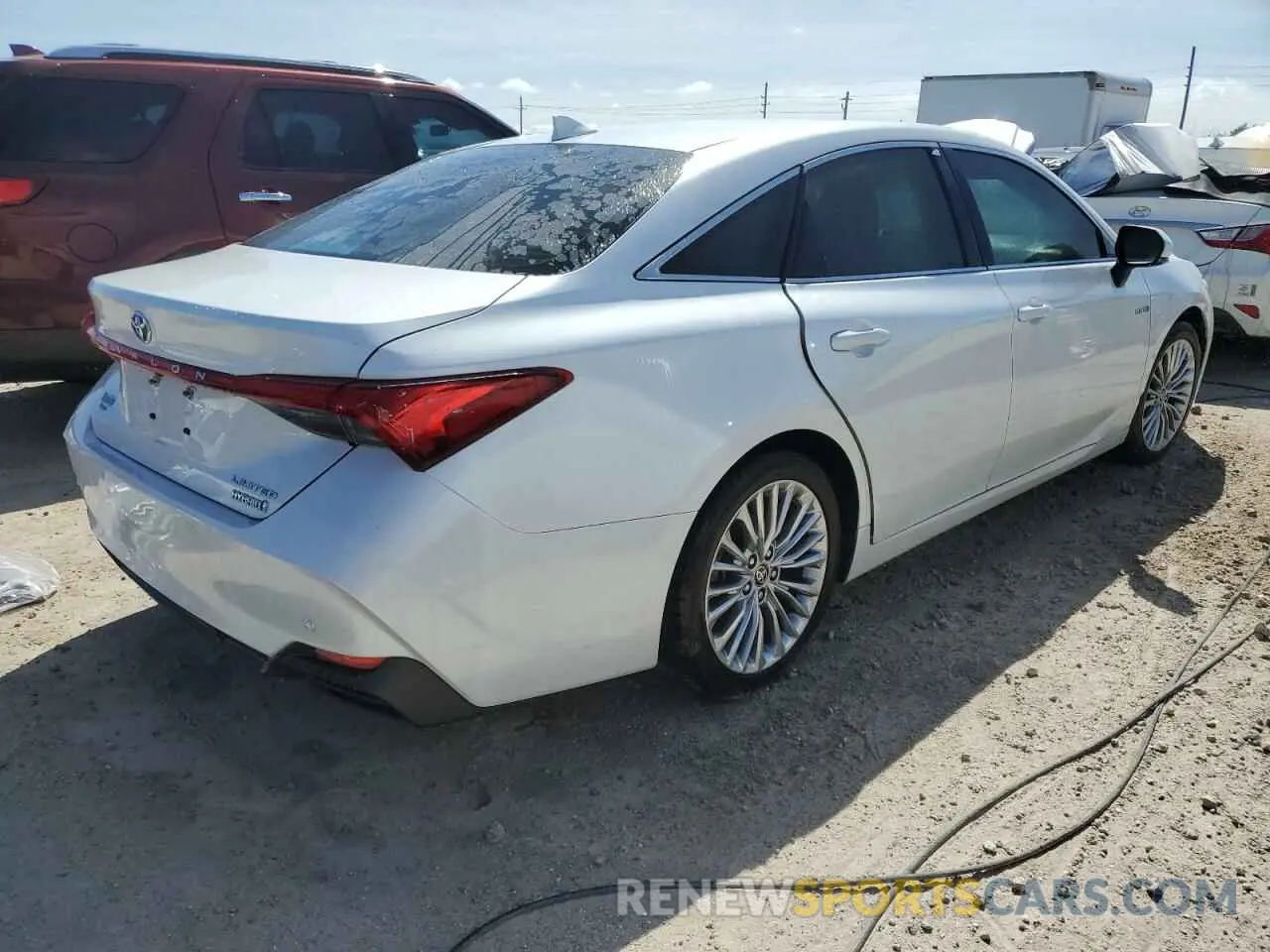 3 Photograph of a damaged car 4T1D21FB4LU017483 TOYOTA AVALON 2020