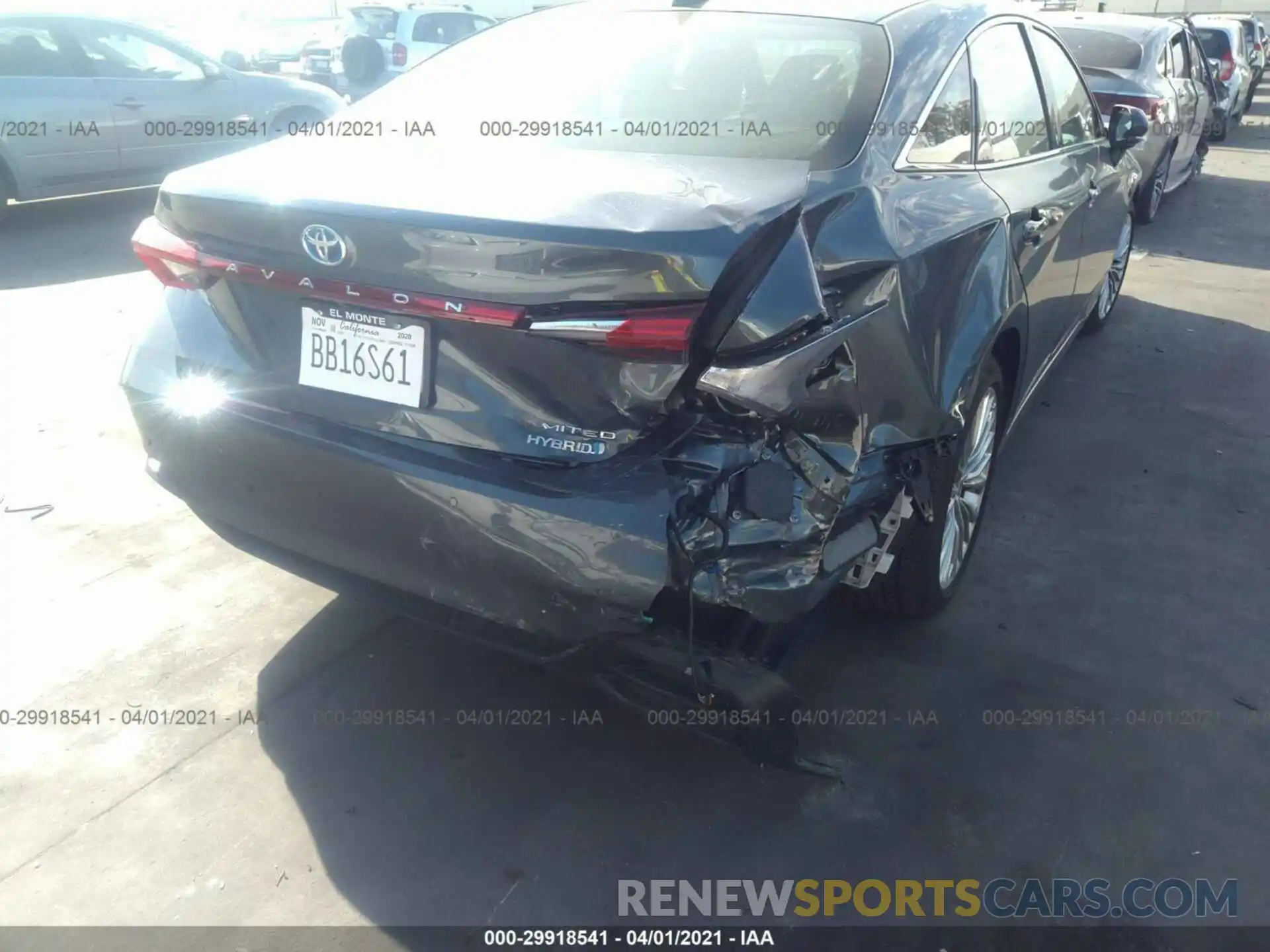 12 Photograph of a damaged car 4T1D21FB4LU019475 TOYOTA AVALON 2020