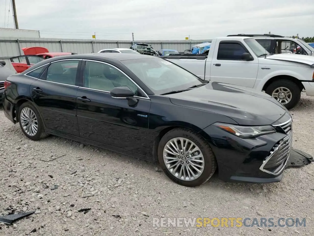 4 Photograph of a damaged car 4T1D21FB7LU012519 TOYOTA AVALON 2020
