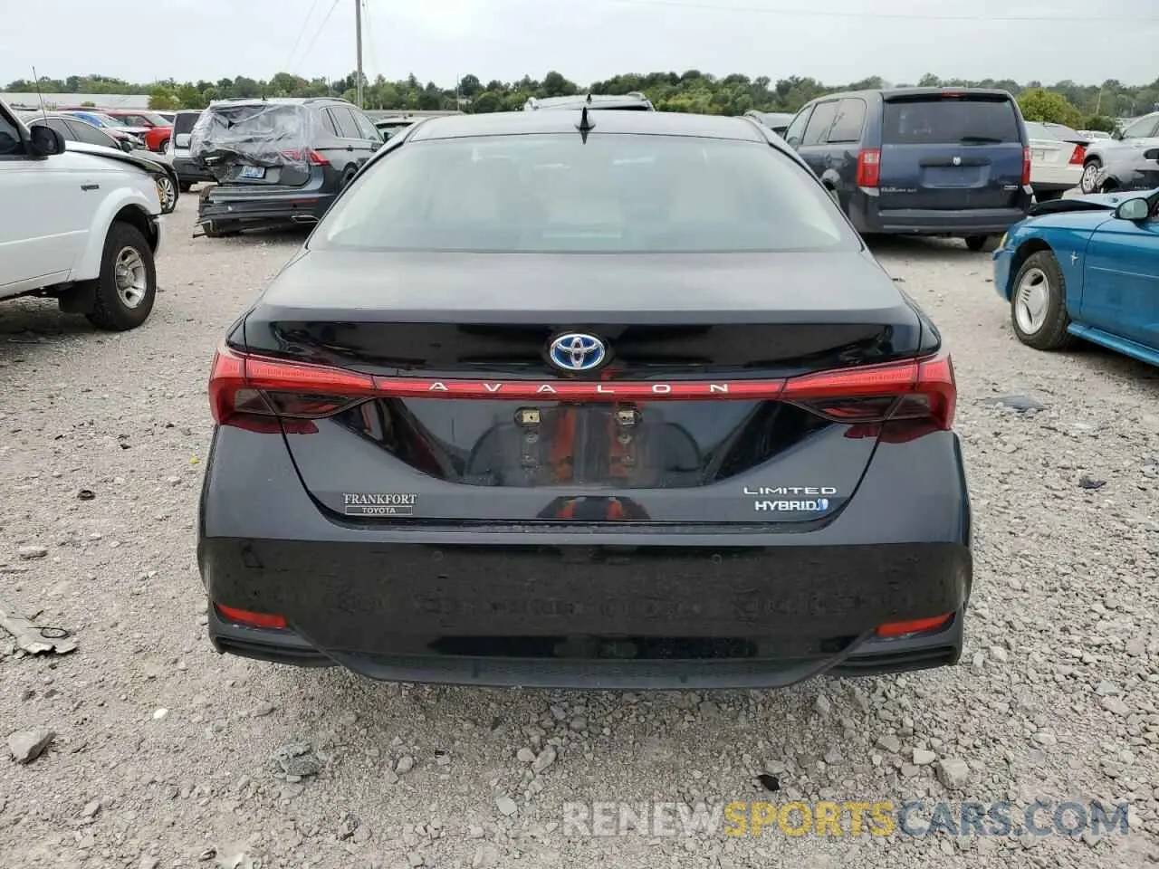 6 Photograph of a damaged car 4T1D21FB7LU012519 TOYOTA AVALON 2020