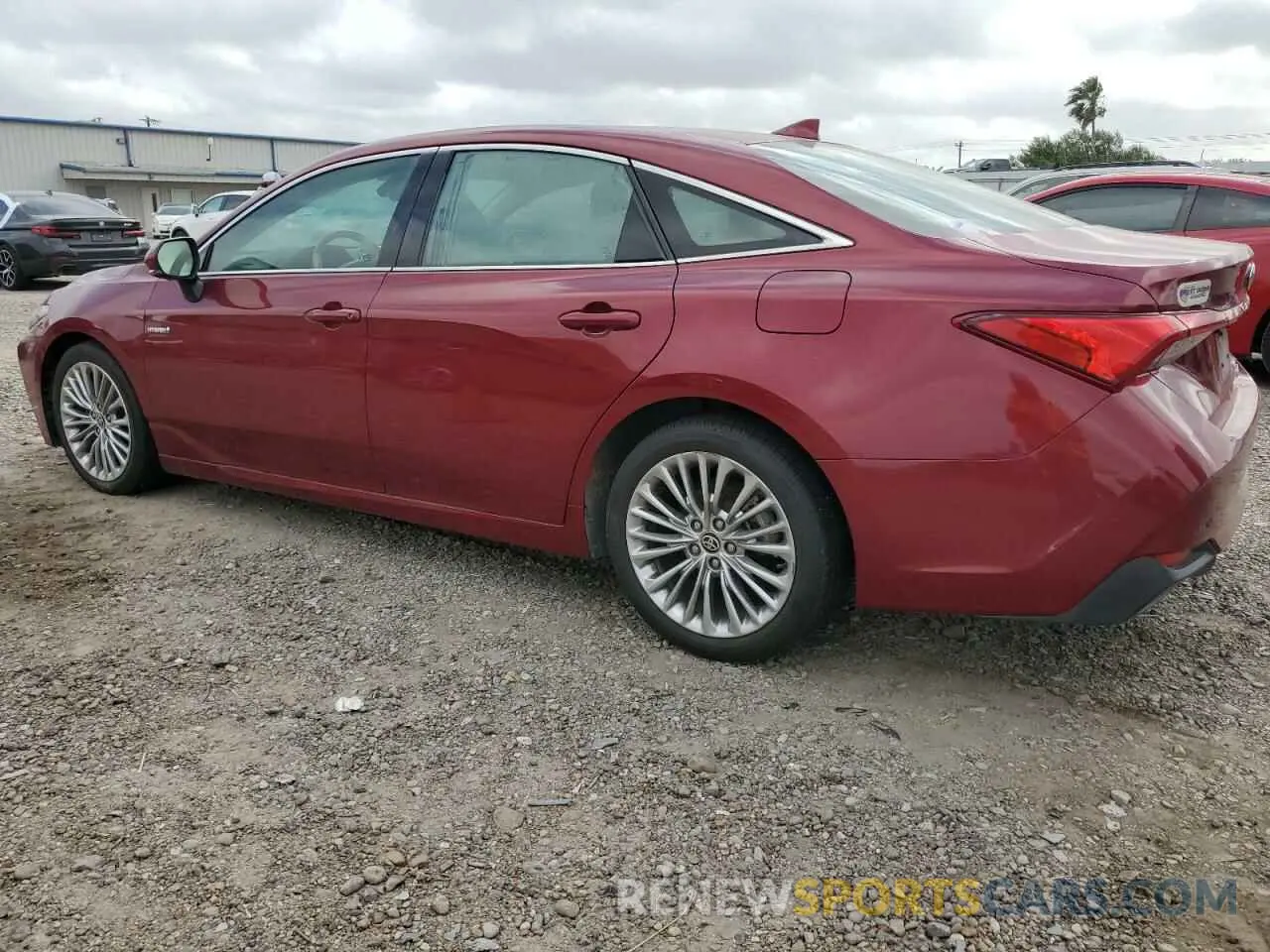 2 Photograph of a damaged car 4T1D21FB8LU019284 TOYOTA AVALON 2020