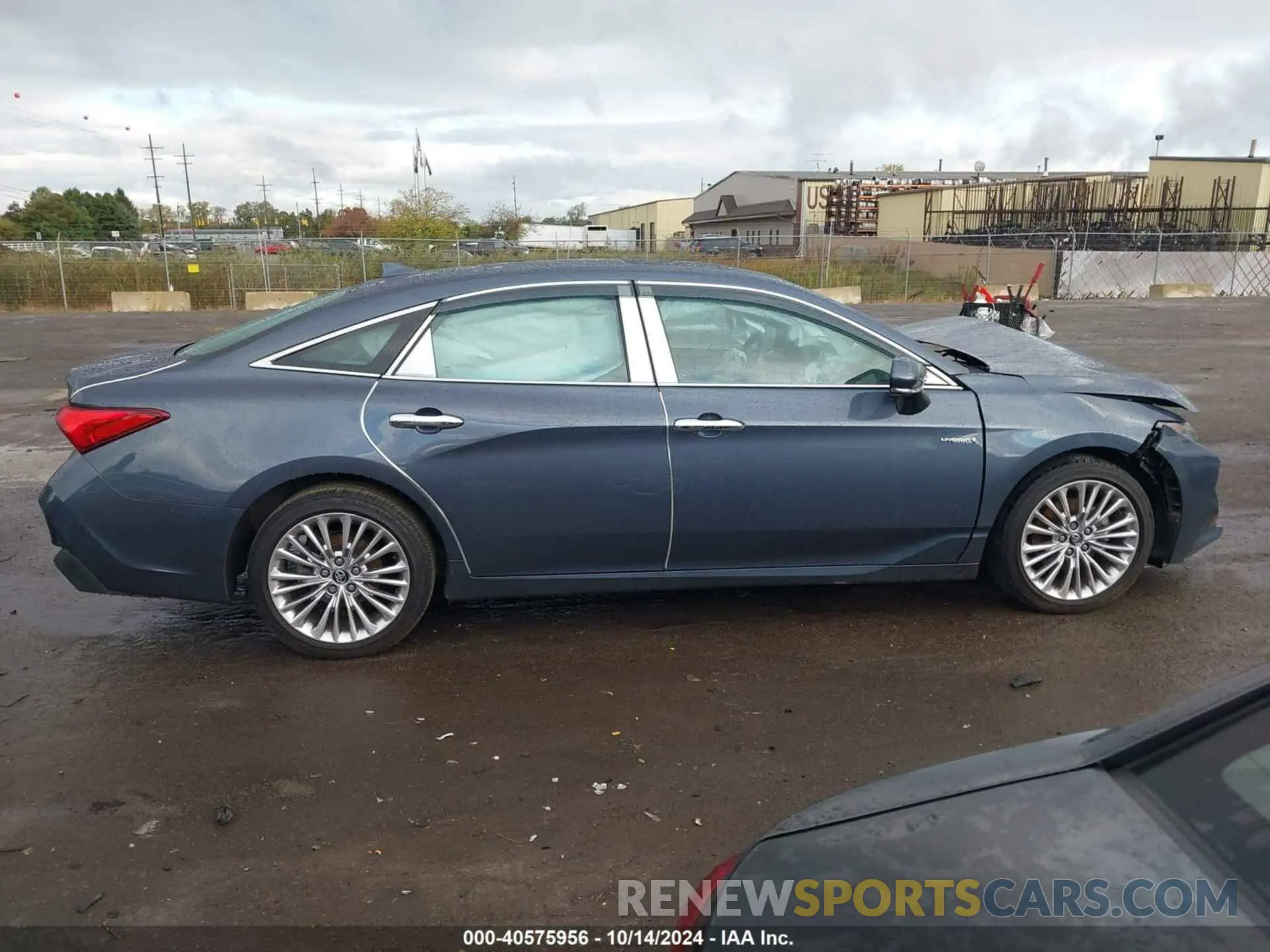 13 Photograph of a damaged car 4T1D21FB9LU015289 TOYOTA AVALON 2020