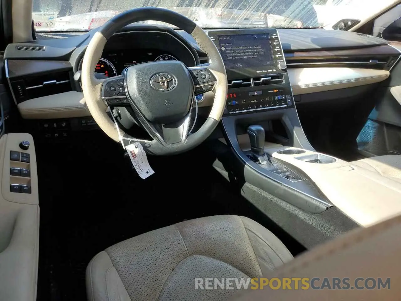 8 Photograph of a damaged car 4T1D21FBXLU018363 TOYOTA AVALON 2020