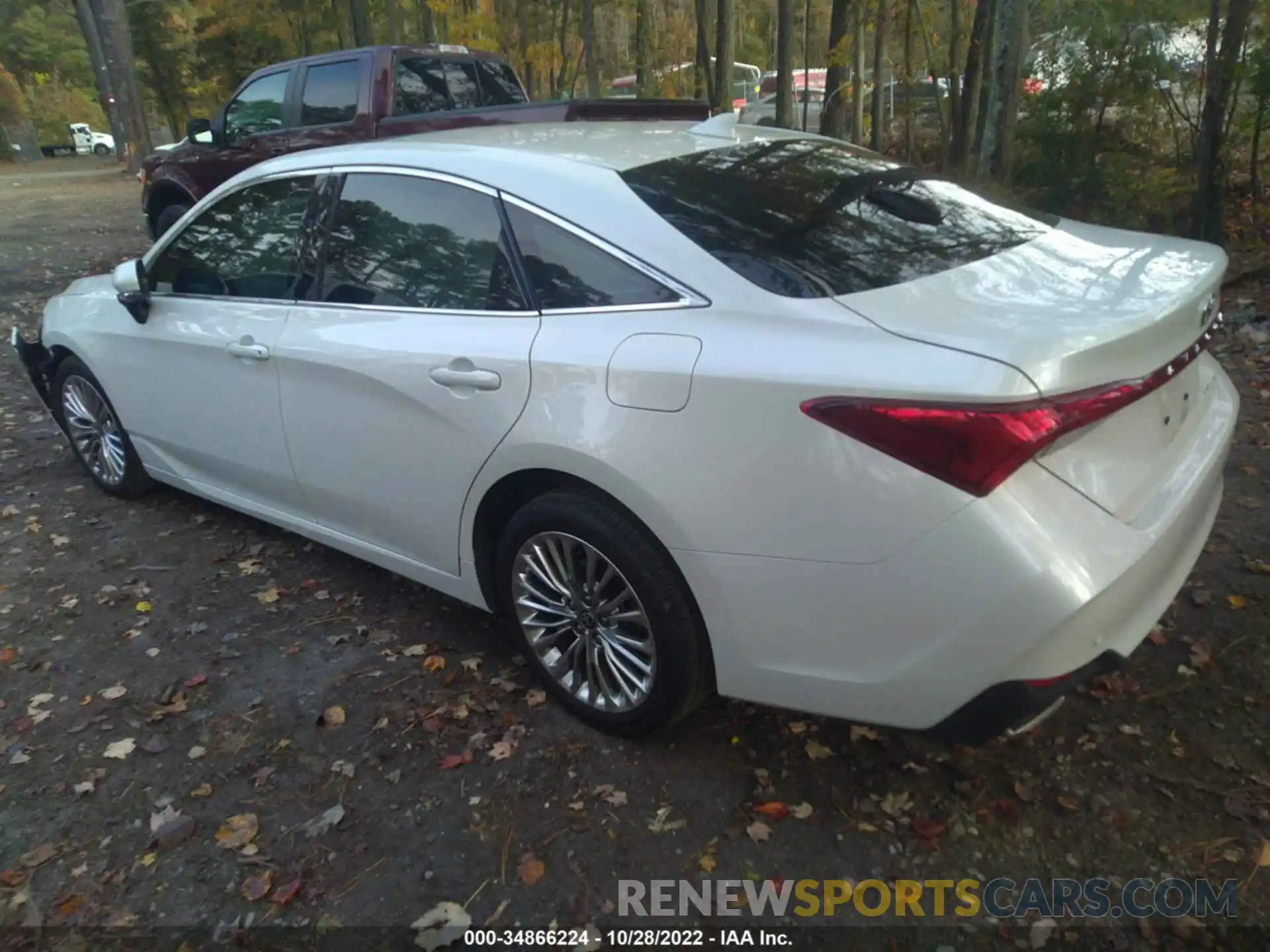 3 Photograph of a damaged car 4T1DZ1FB0LU056079 TOYOTA AVALON 2020