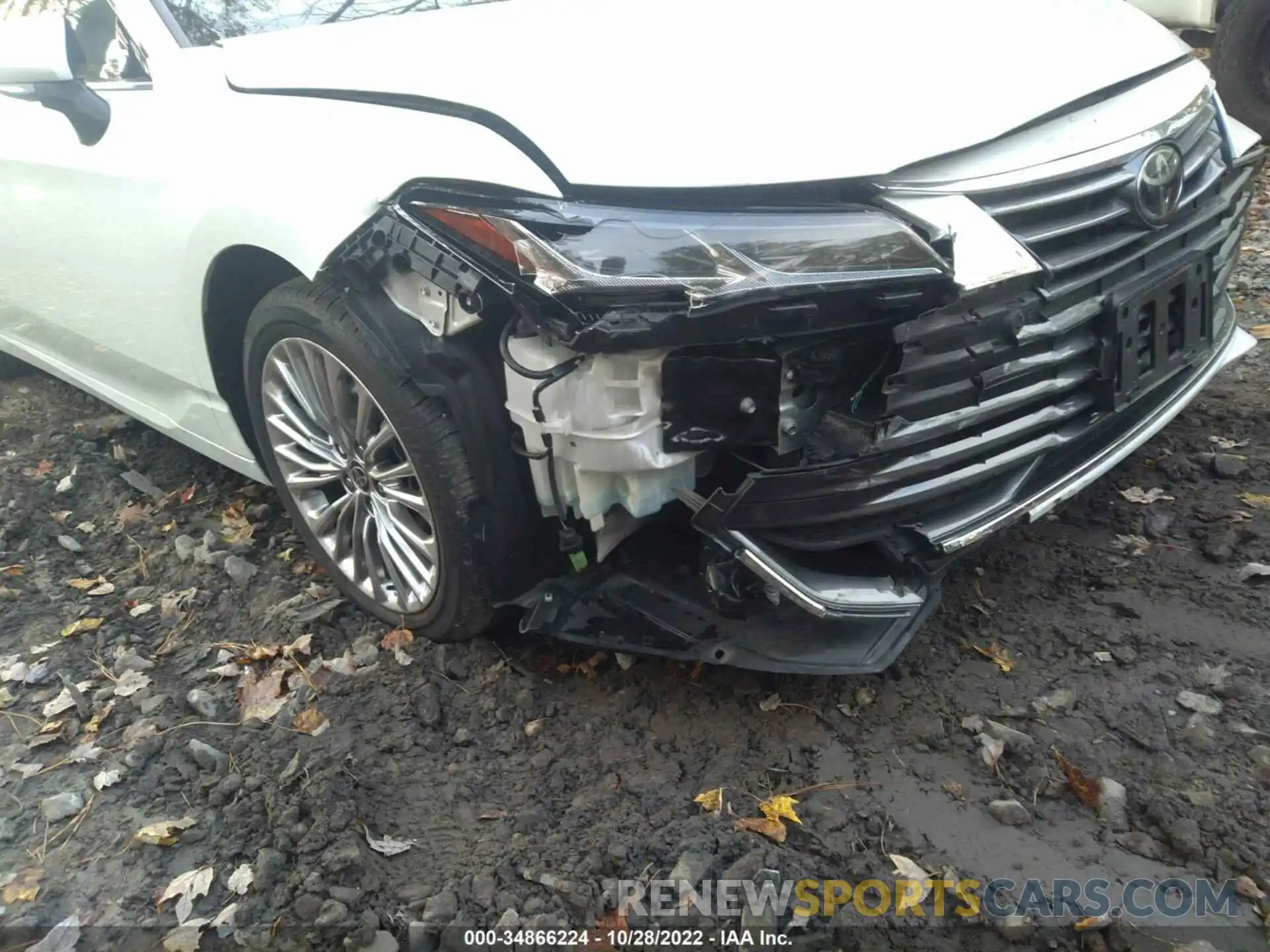 6 Photograph of a damaged car 4T1DZ1FB0LU056079 TOYOTA AVALON 2020