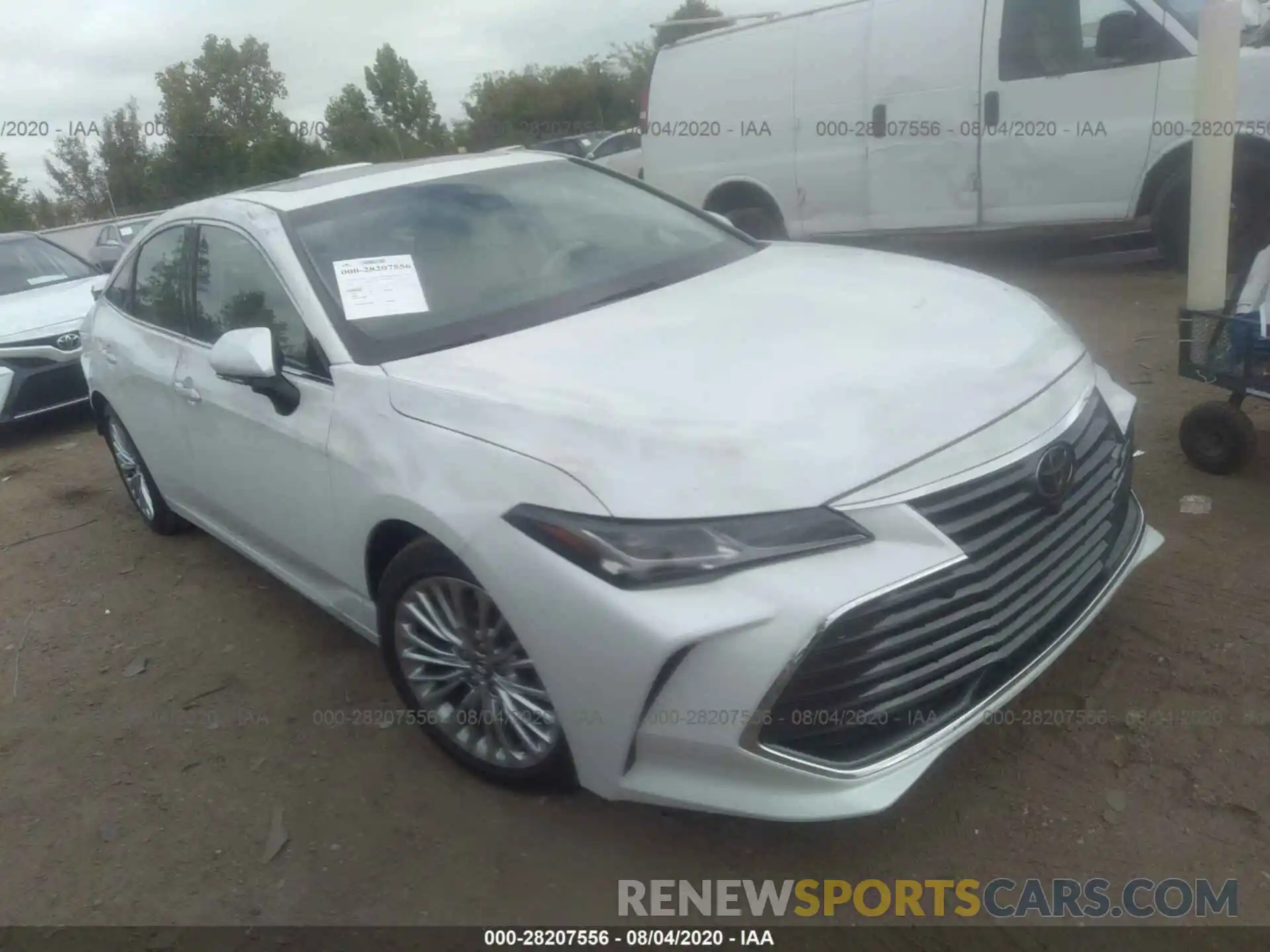 1 Photograph of a damaged car 4T1DZ1FB1LU050873 TOYOTA AVALON 2020