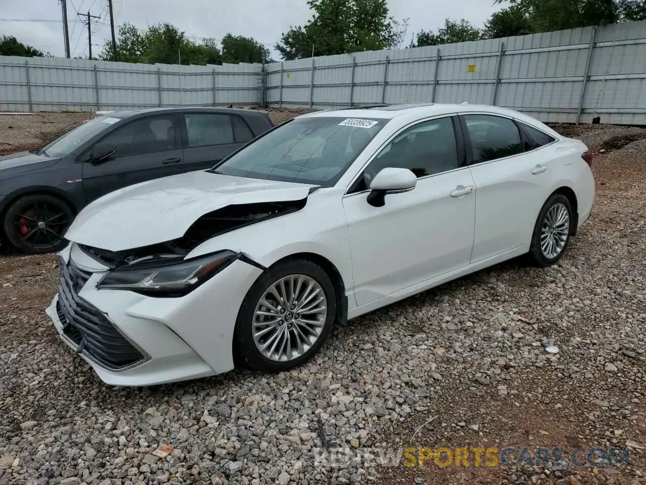 1 Photograph of a damaged car 4T1DZ1FB4LU045280 TOYOTA AVALON 2020