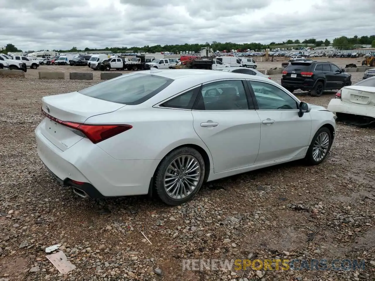 3 Photograph of a damaged car 4T1DZ1FB4LU045280 TOYOTA AVALON 2020