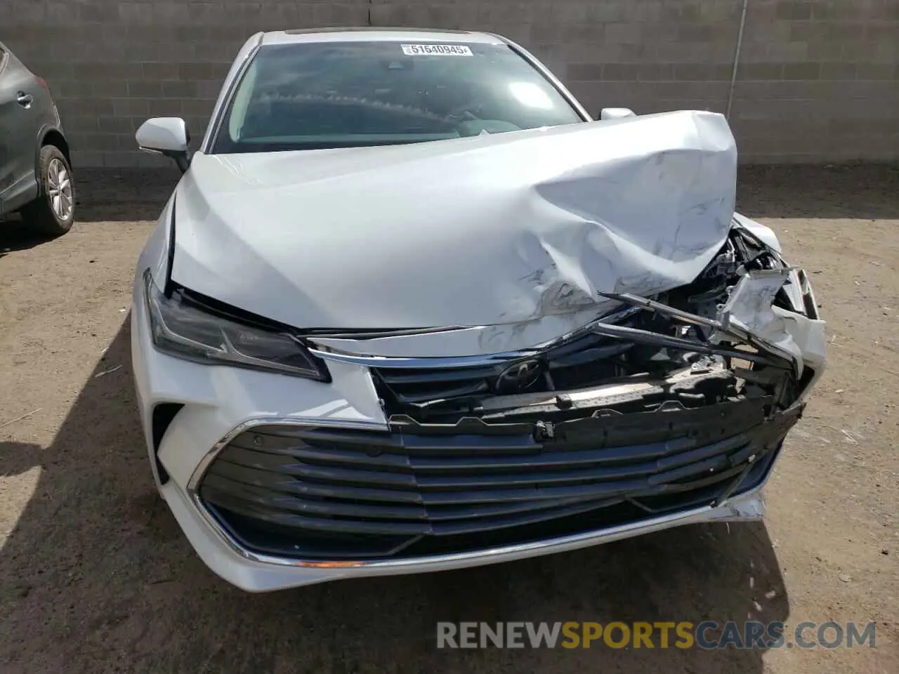 5 Photograph of a damaged car 4T1DZ1FB4LU047174 TOYOTA AVALON 2020