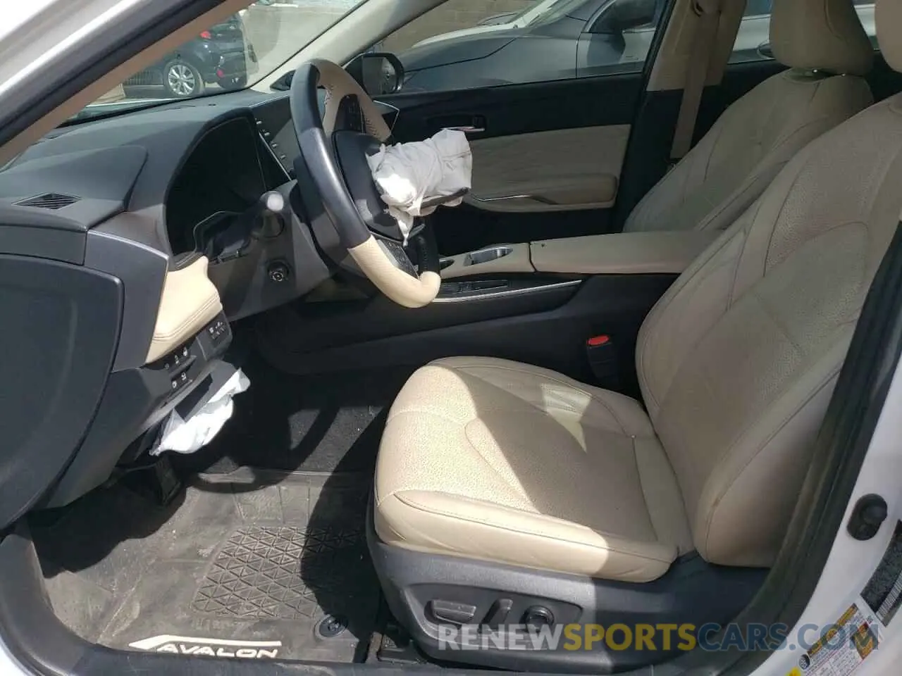 7 Photograph of a damaged car 4T1DZ1FB4LU047174 TOYOTA AVALON 2020