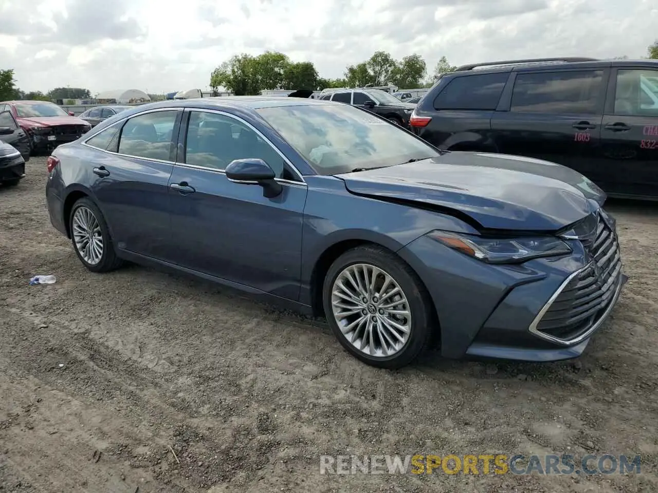 4 Photograph of a damaged car 4T1DZ1FB6LU045717 TOYOTA AVALON 2020