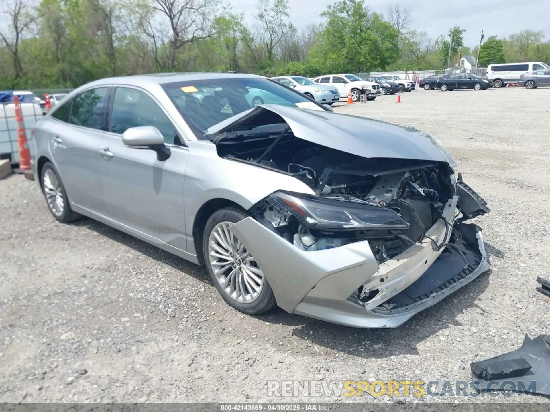 1 Photograph of a damaged car 4T1DZ1FB9LU053598 TOYOTA AVALON 2020