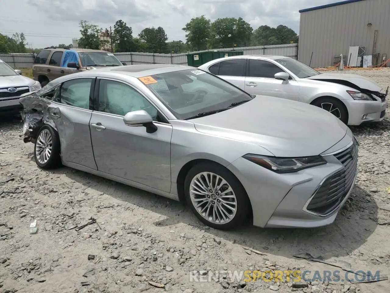 4 Photograph of a damaged car 4T1DZ1FBXLU043226 TOYOTA AVALON 2020