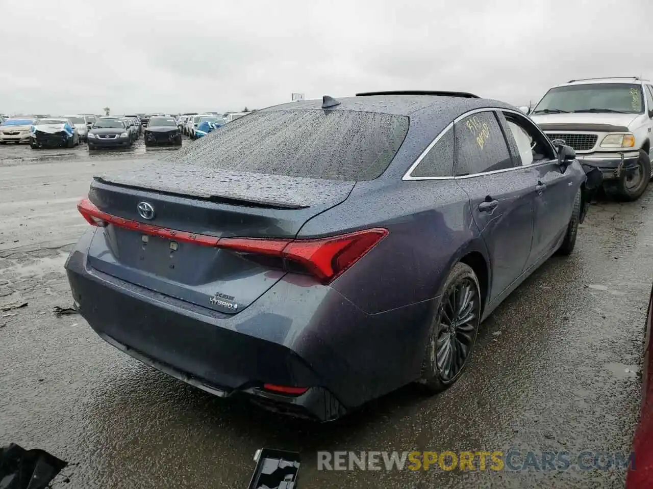 3 Photograph of a damaged car 4T1E21FB0LU018845 TOYOTA AVALON 2020