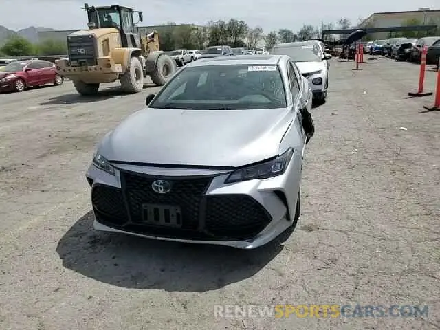 11 Photograph of a damaged car 4T1E21FB3LU014885 TOYOTA AVALON 2020