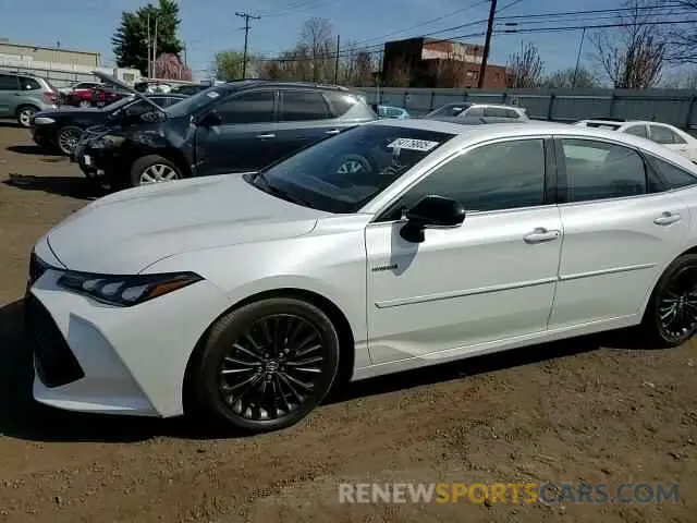 13 Photograph of a damaged car 4T1E21FB5LU013379 TOYOTA AVALON 2020