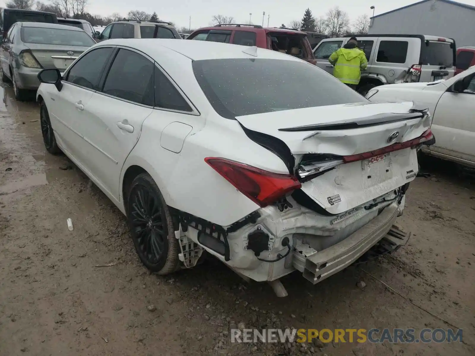 3 Photograph of a damaged car 4T1E21FB7LU014310 TOYOTA AVALON 2020