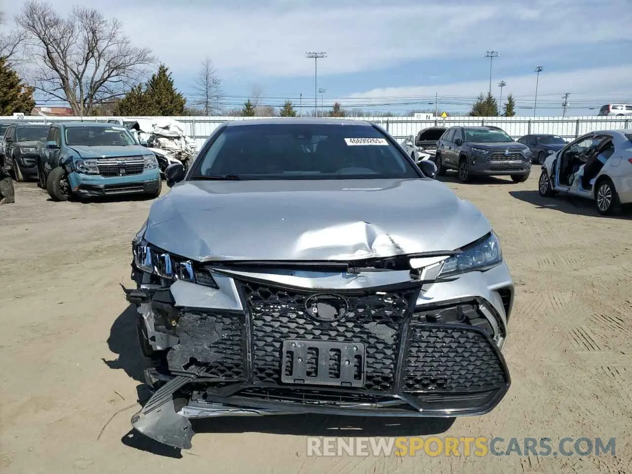 5 Photograph of a damaged car 4T1E21FB9LU013160 TOYOTA AVALON 2020