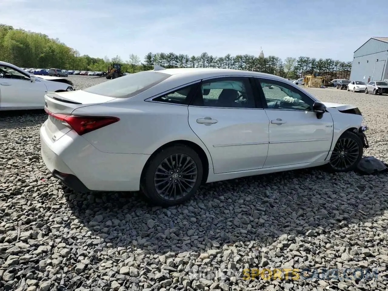 3 Photograph of a damaged car 4T1E21FB9LU017189 TOYOTA AVALON 2020