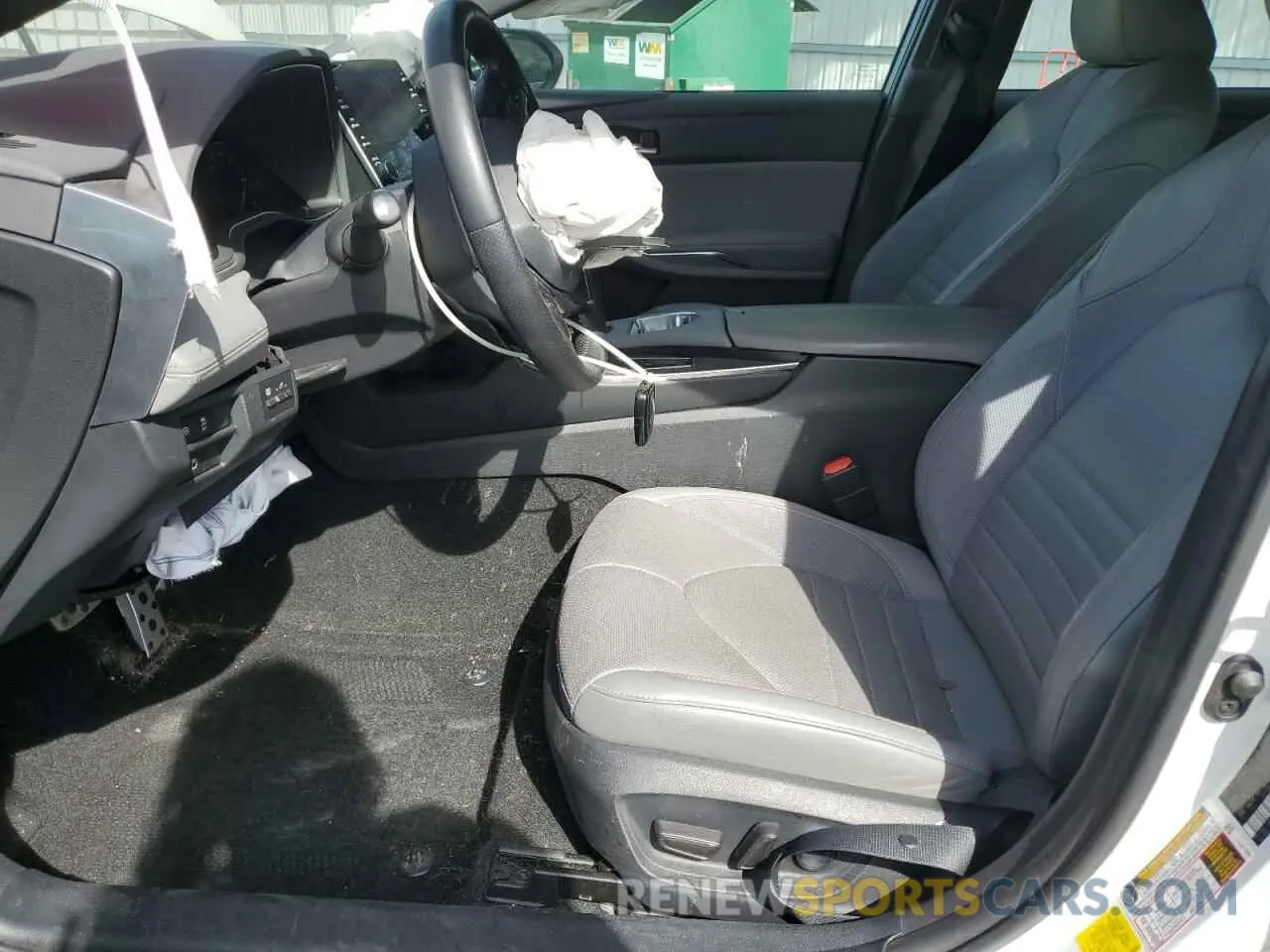 7 Photograph of a damaged car 4T1E21FB9LU017189 TOYOTA AVALON 2020