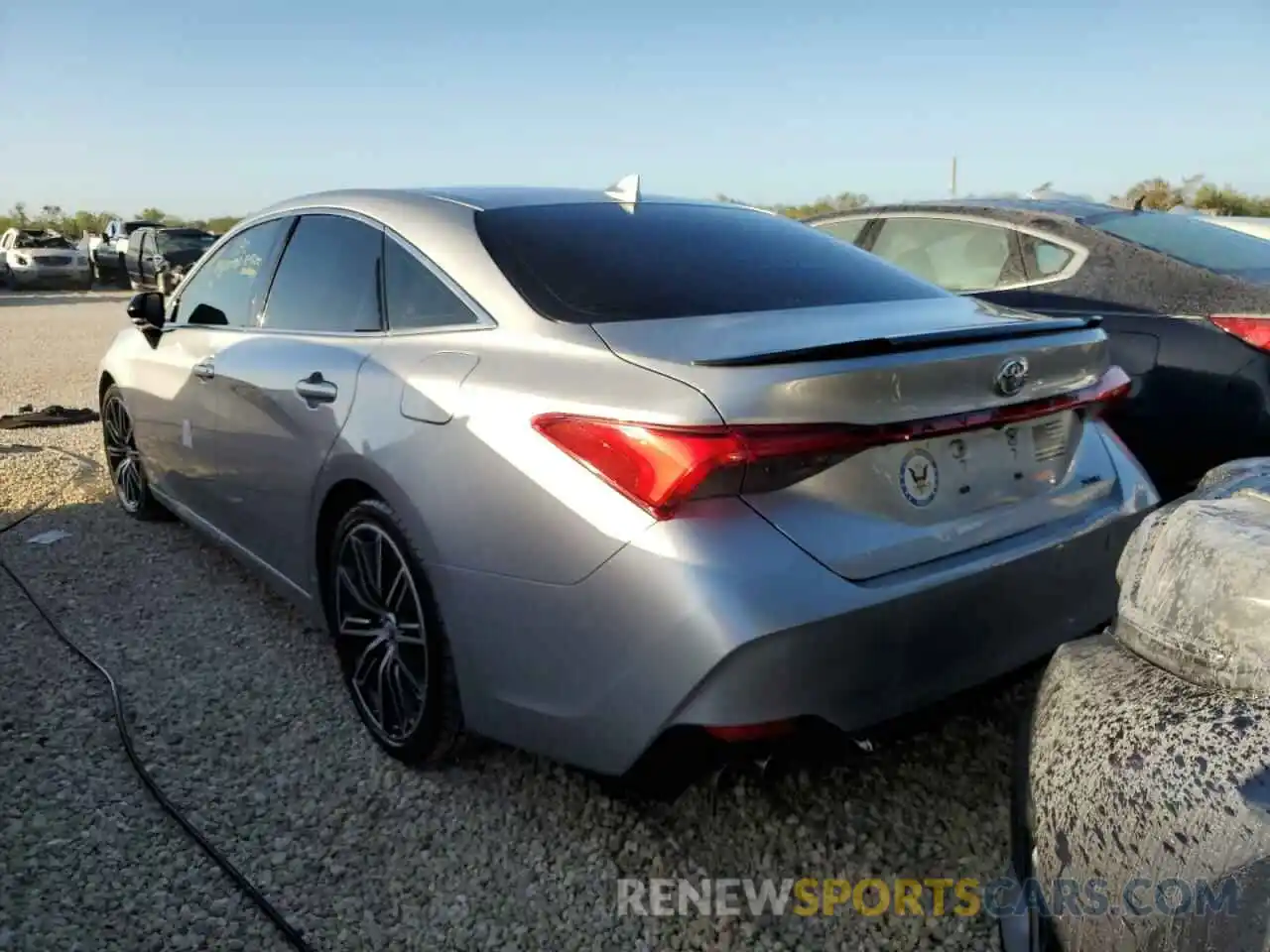 3 Photograph of a damaged car 4T1EZ1FB2LU045167 TOYOTA AVALON 2020