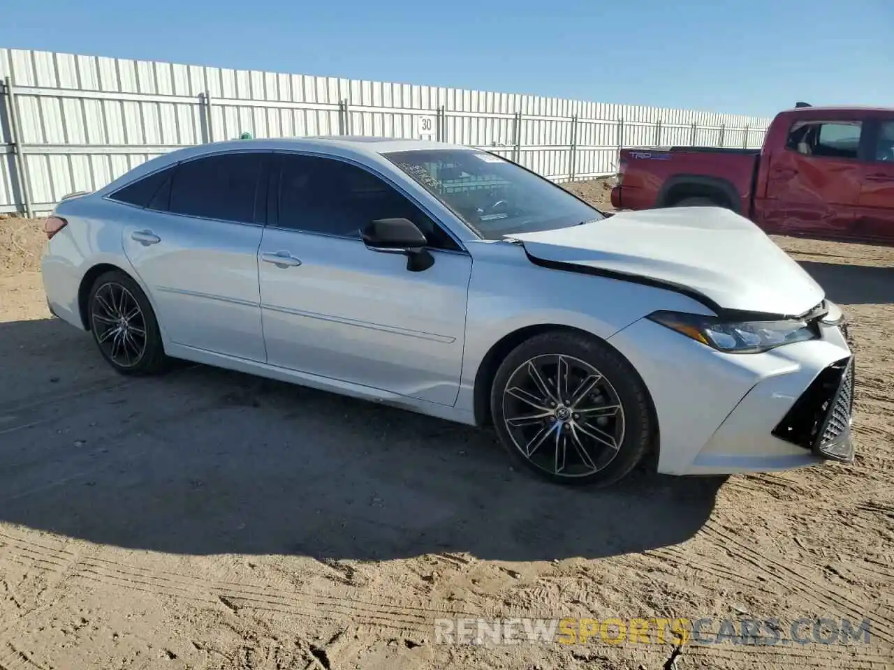 4 Photograph of a damaged car 4T1EZ1FB5LU040920 TOYOTA AVALON 2020