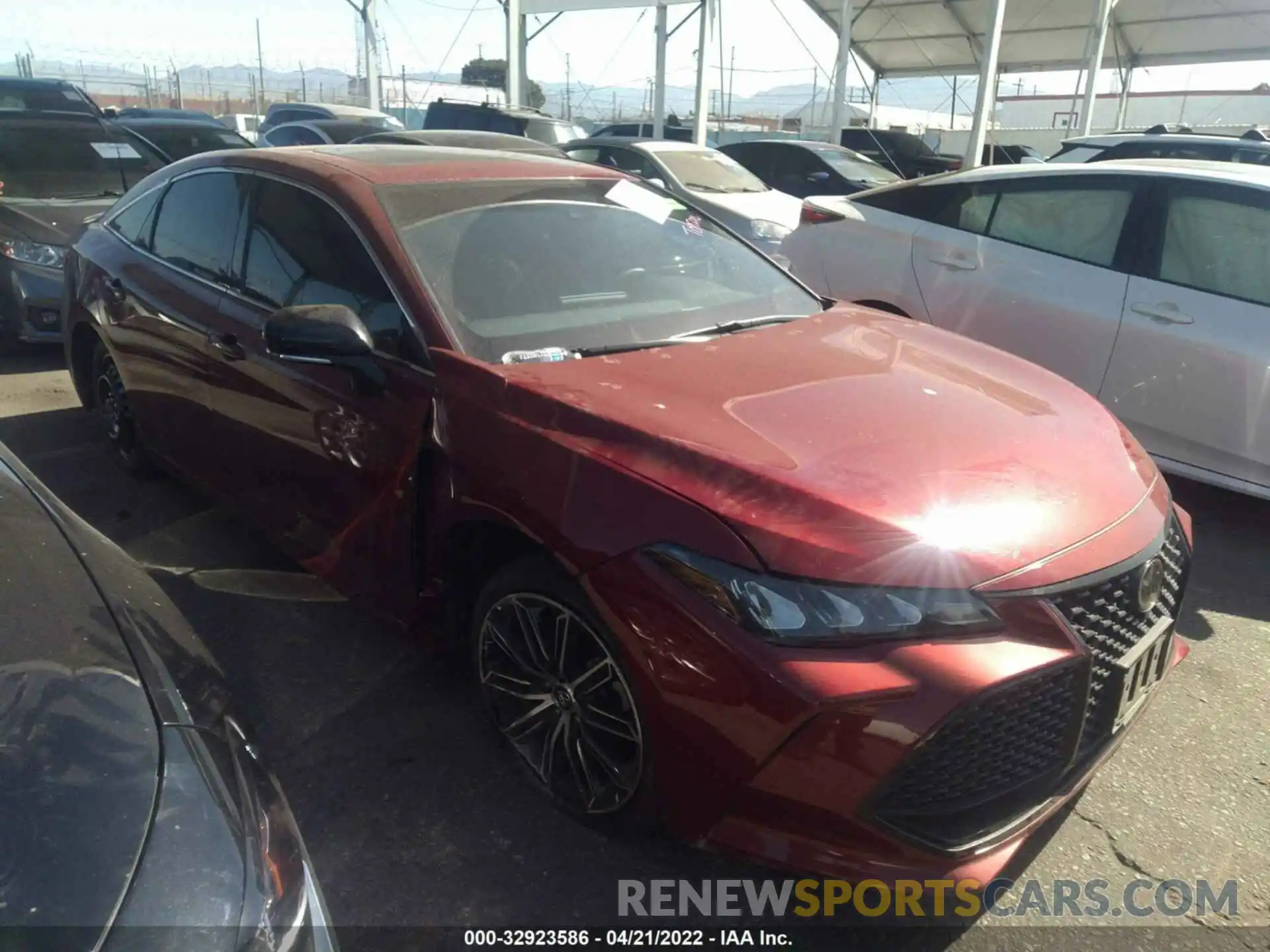 1 Photograph of a damaged car 4T1EZ1FB7LU042023 TOYOTA AVALON 2020