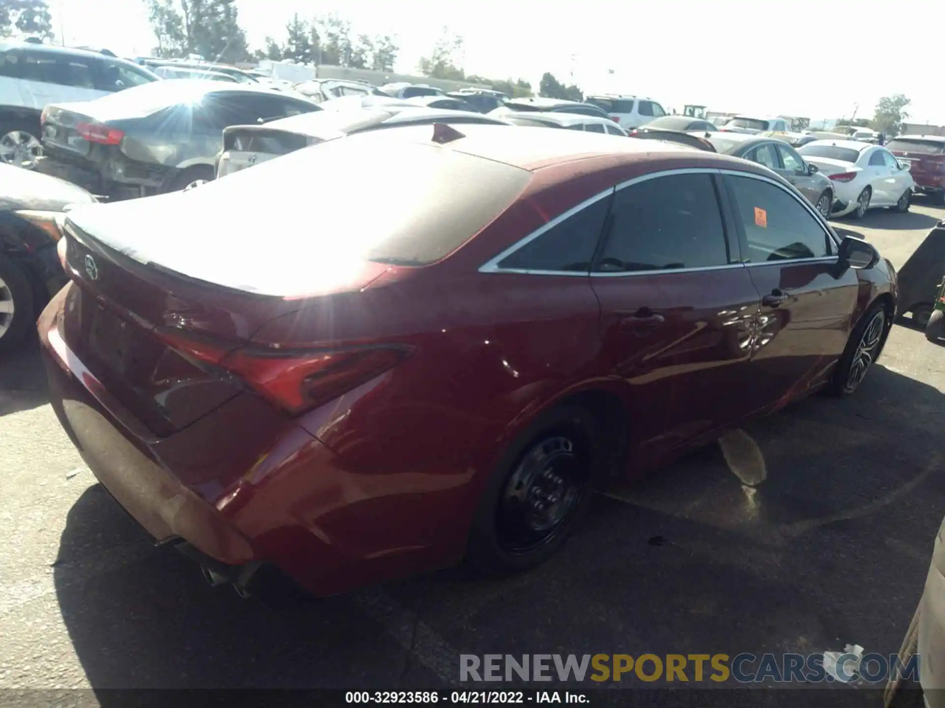 4 Photograph of a damaged car 4T1EZ1FB7LU042023 TOYOTA AVALON 2020