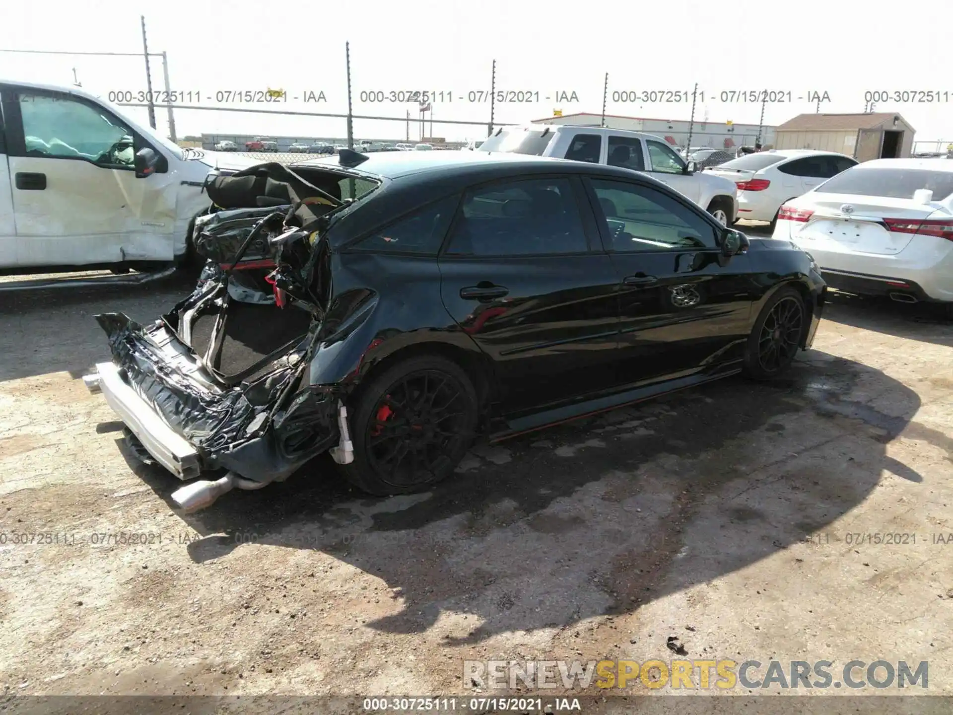 4 Photograph of a damaged car 4T1FZ1FB1LU045259 TOYOTA AVALON 2020