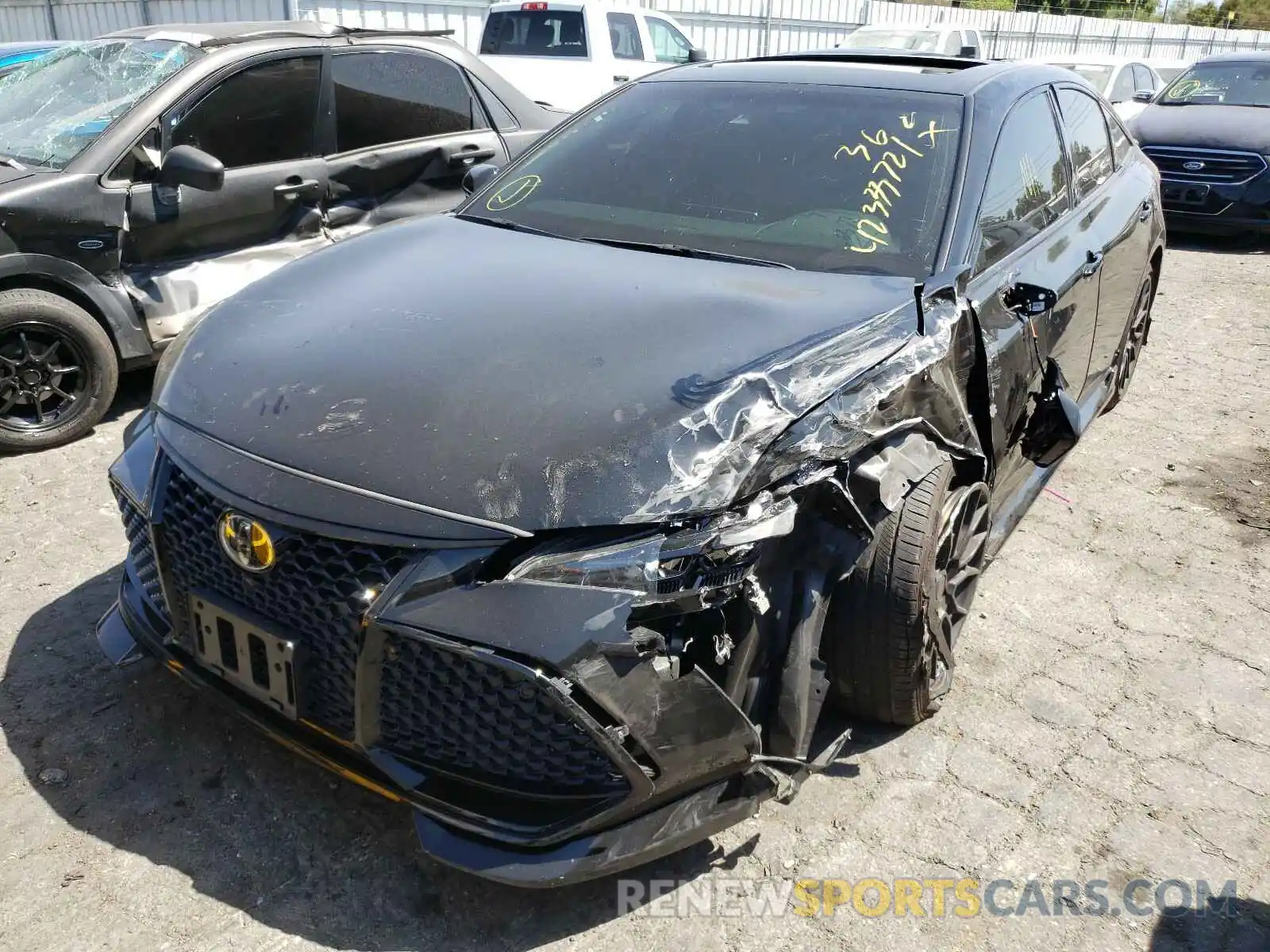 2 Photograph of a damaged car 4T1FZ1FB5LU047371 TOYOTA AVALON 2020