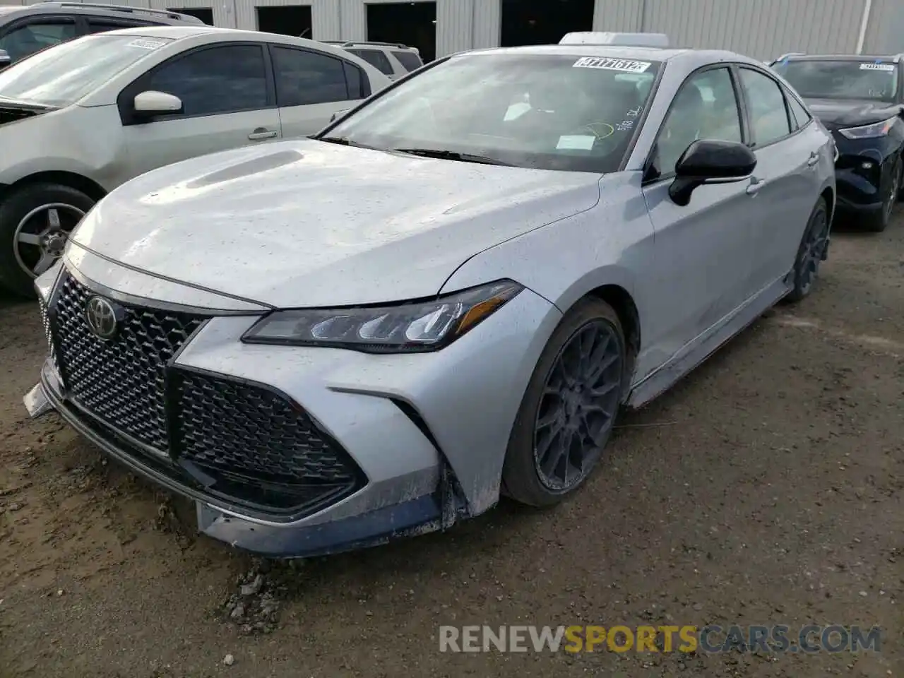 2 Photograph of a damaged car 4T1FZ1FB6LU038856 TOYOTA AVALON 2020