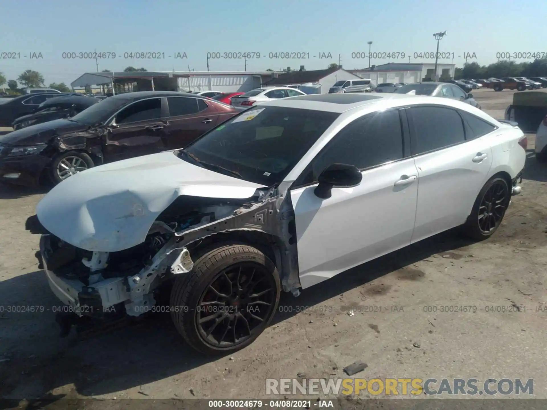 2 Photograph of a damaged car 4T1FZ1FB6LU043782 TOYOTA AVALON 2020