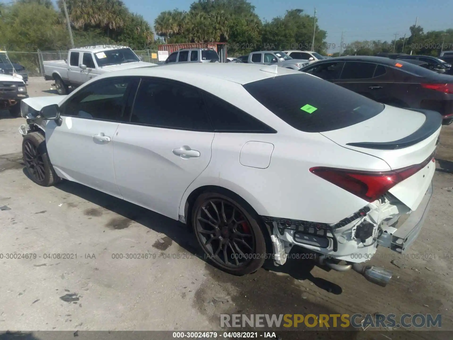 3 Photograph of a damaged car 4T1FZ1FB6LU043782 TOYOTA AVALON 2020