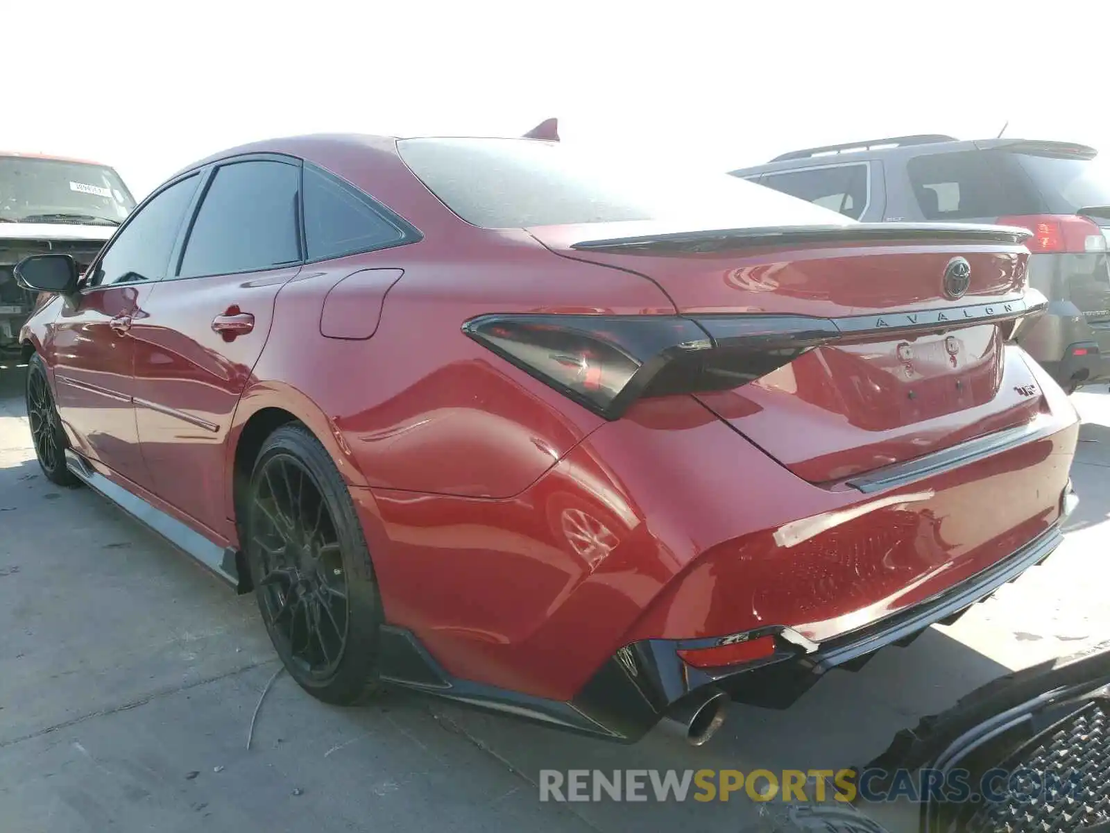 3 Photograph of a damaged car 4T1FZ1FB6LU052854 TOYOTA AVALON 2020