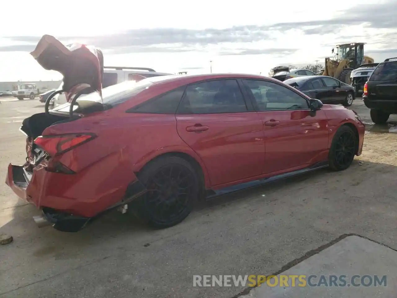 3 Photograph of a damaged car 4T1FZ1FB8LU050801 TOYOTA AVALON 2020