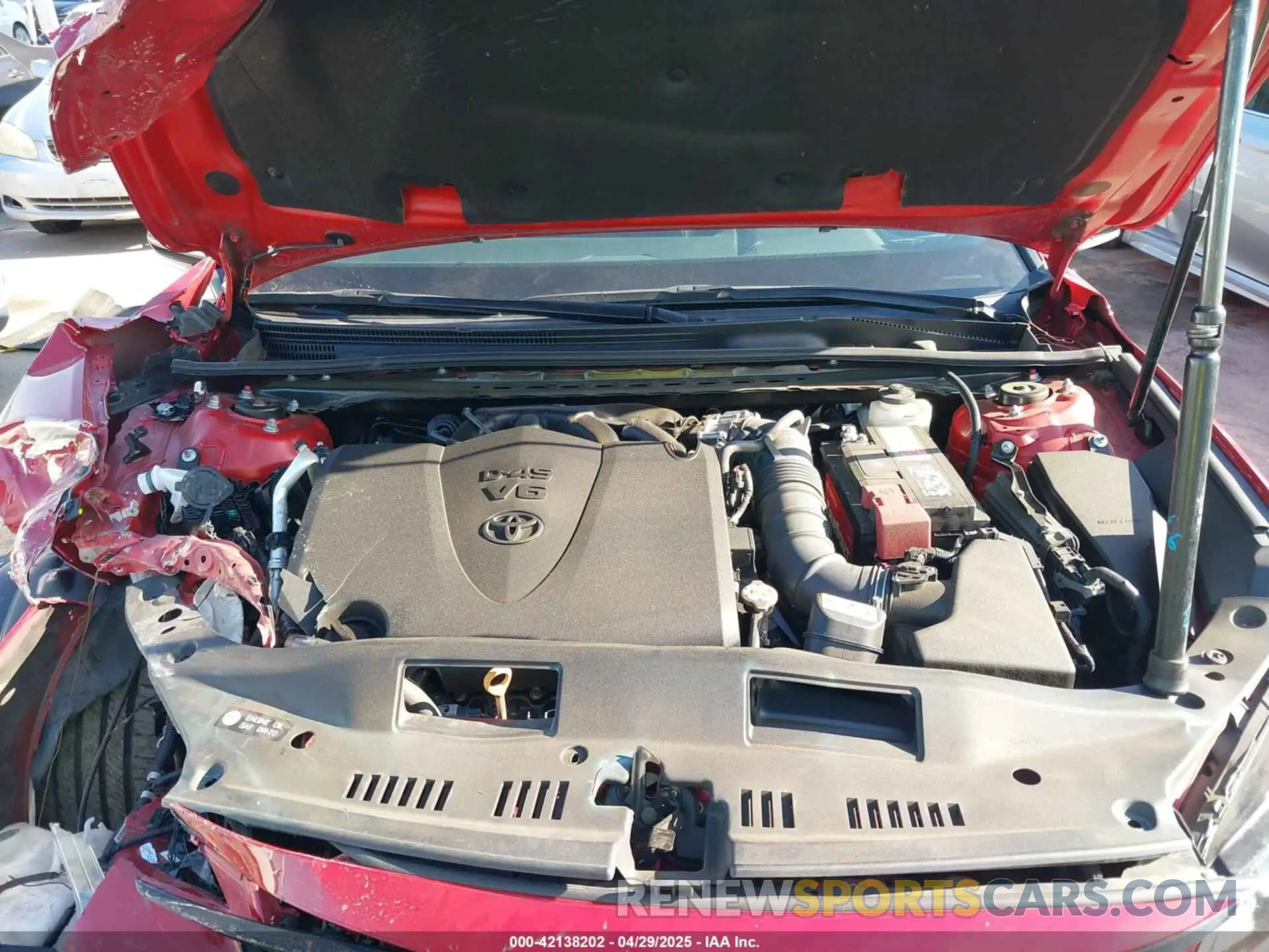 10 Photograph of a damaged car 4T1FZ1FB9LU052427 TOYOTA AVALON 2020
