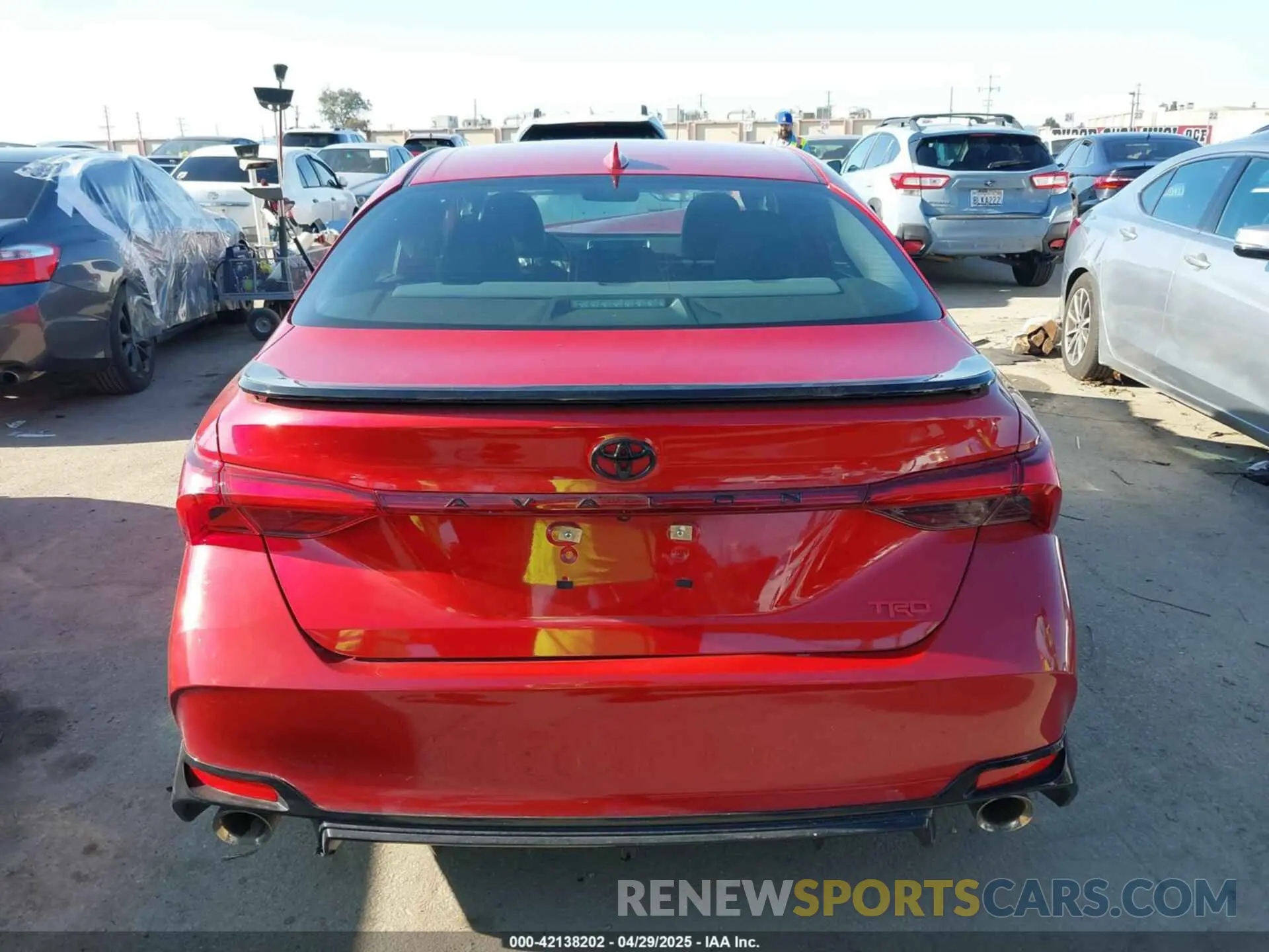 16 Photograph of a damaged car 4T1FZ1FB9LU052427 TOYOTA AVALON 2020