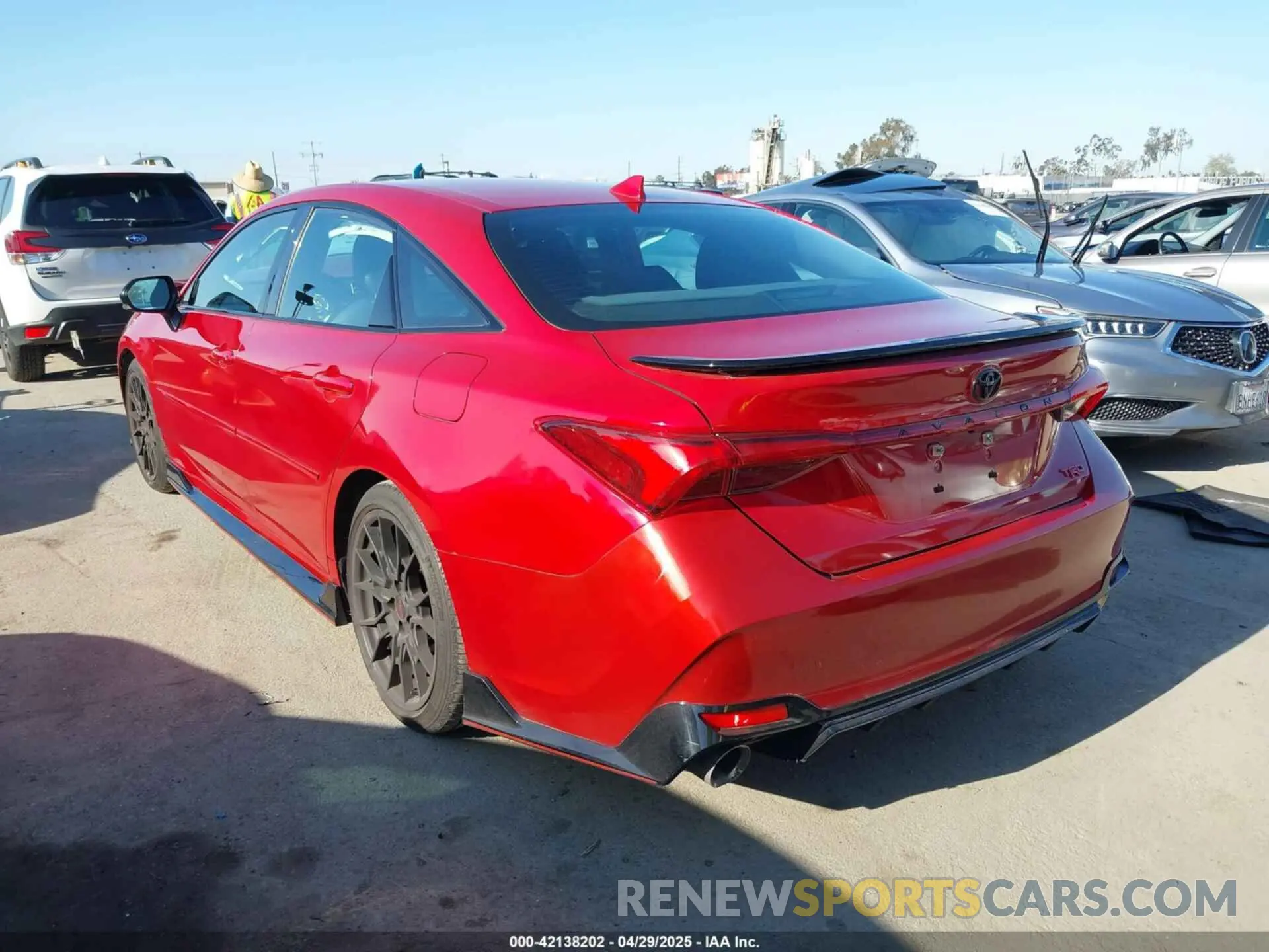 3 Photograph of a damaged car 4T1FZ1FB9LU052427 TOYOTA AVALON 2020