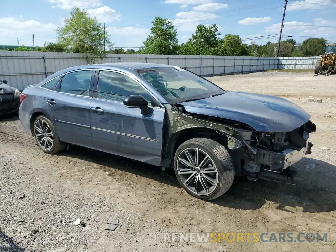4 Photograph of a damaged car 4T1GZ1FB9LU046776 TOYOTA AVALON 2020