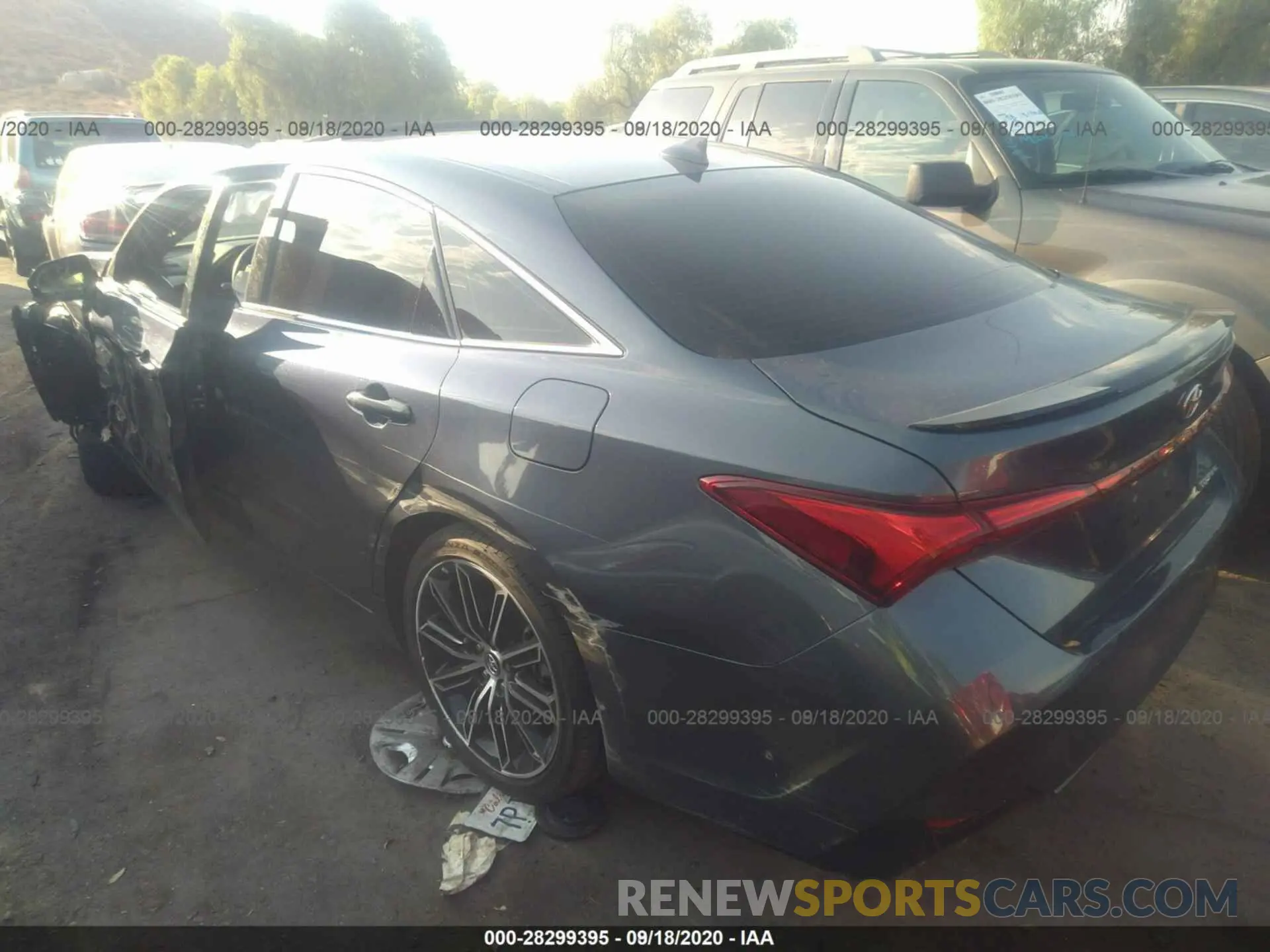 14 Photograph of a damaged car 4T1HZ1FB2LU039348 TOYOTA AVALON 2020