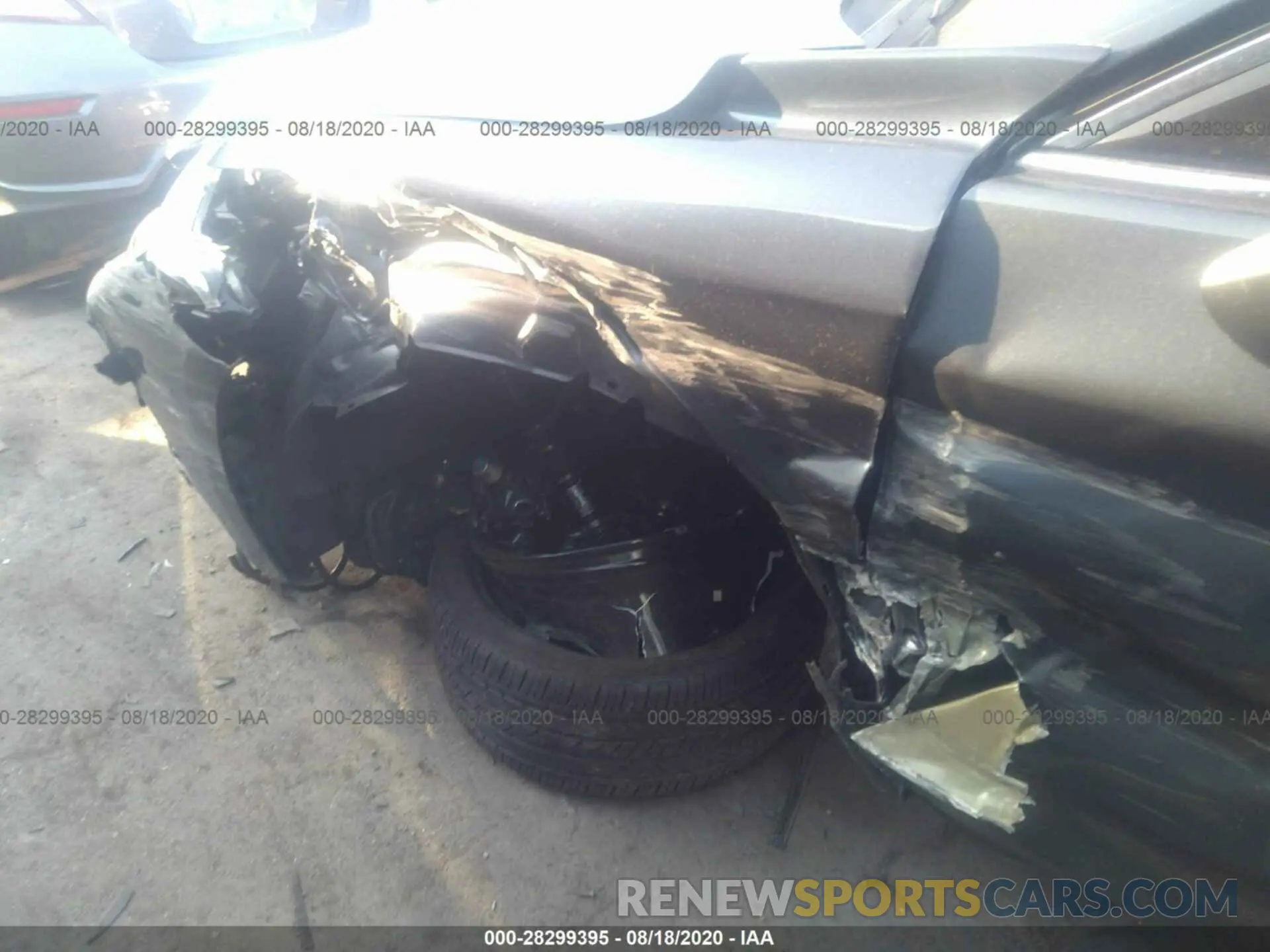 6 Photograph of a damaged car 4T1HZ1FB2LU039348 TOYOTA AVALON 2020