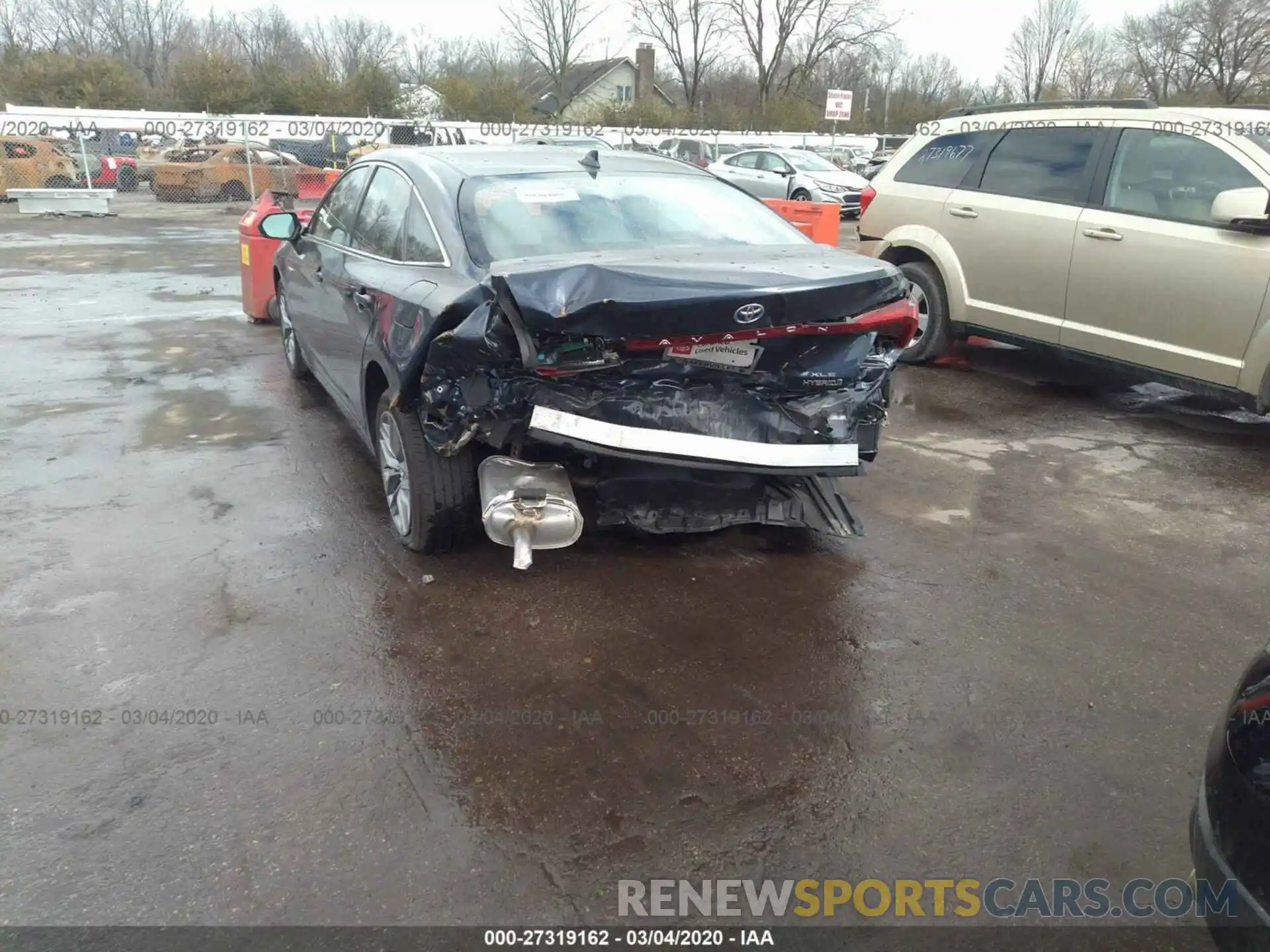 6 Photograph of a damaged car 4T1J21FB9LU012069 TOYOTA AVALON 2020