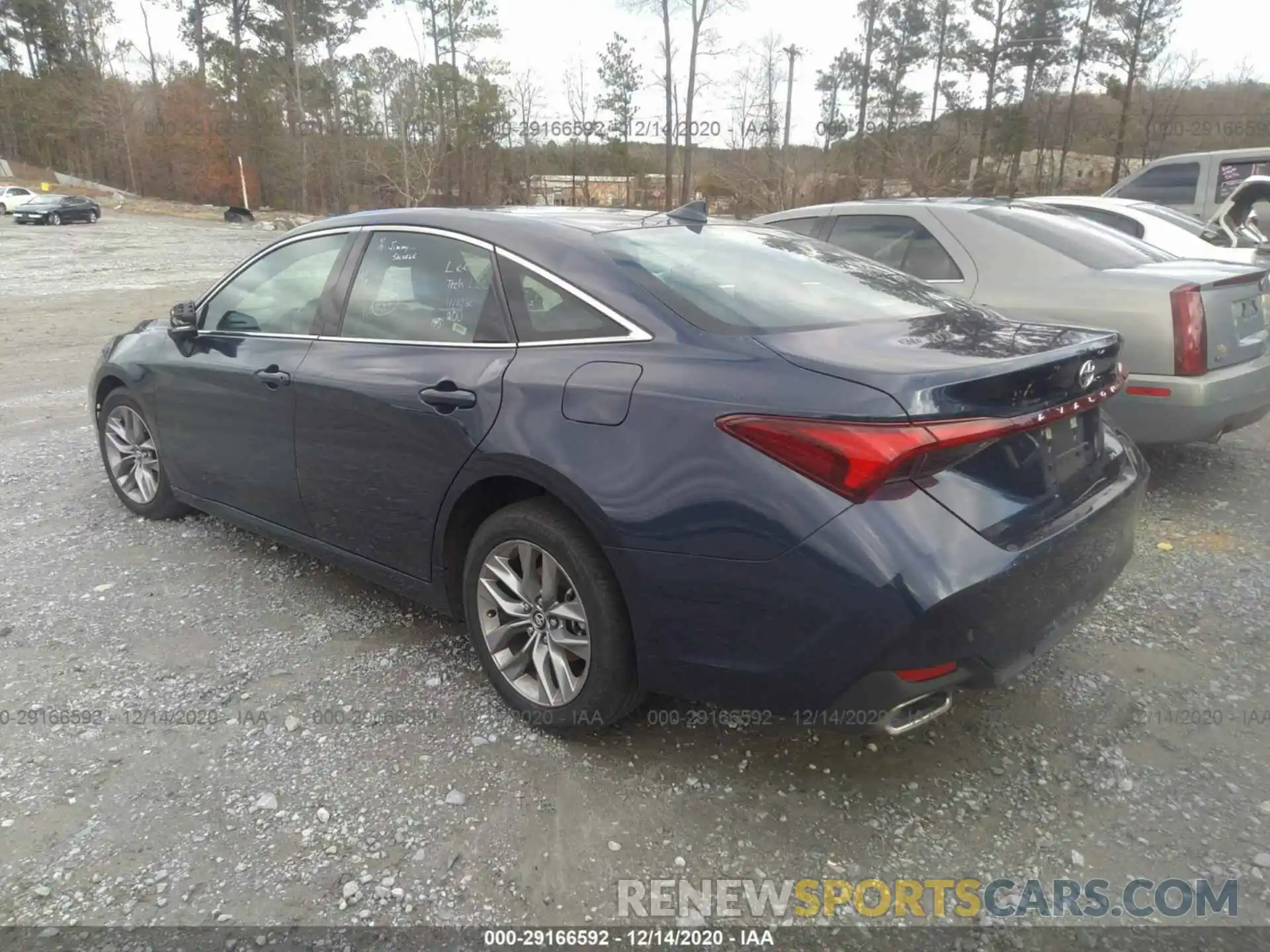 3 Photograph of a damaged car 4T1JZ1FB0LU050480 TOYOTA AVALON 2020