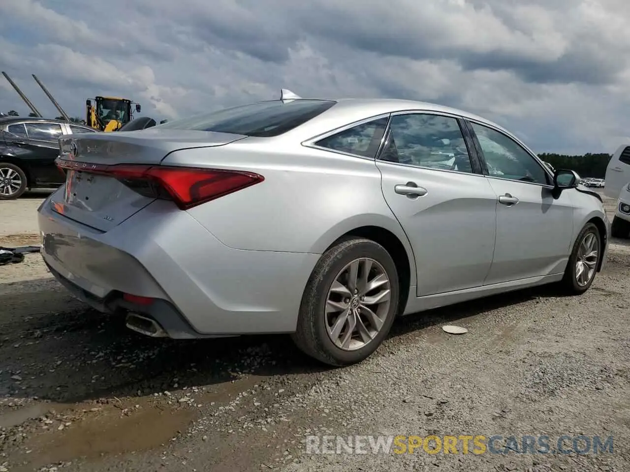 3 Photograph of a damaged car 4T1JZ1FB1LU051637 TOYOTA AVALON 2020