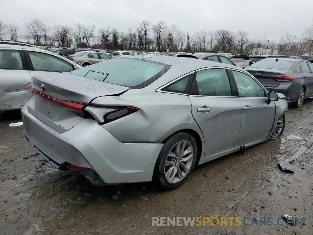 3 Photograph of a damaged car 4T1JZ1FB2LU048956 TOYOTA AVALON 2020