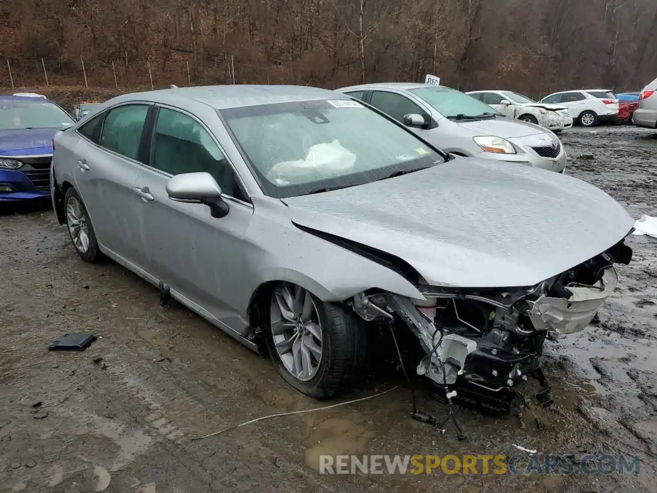 4 Photograph of a damaged car 4T1JZ1FB2LU048956 TOYOTA AVALON 2020