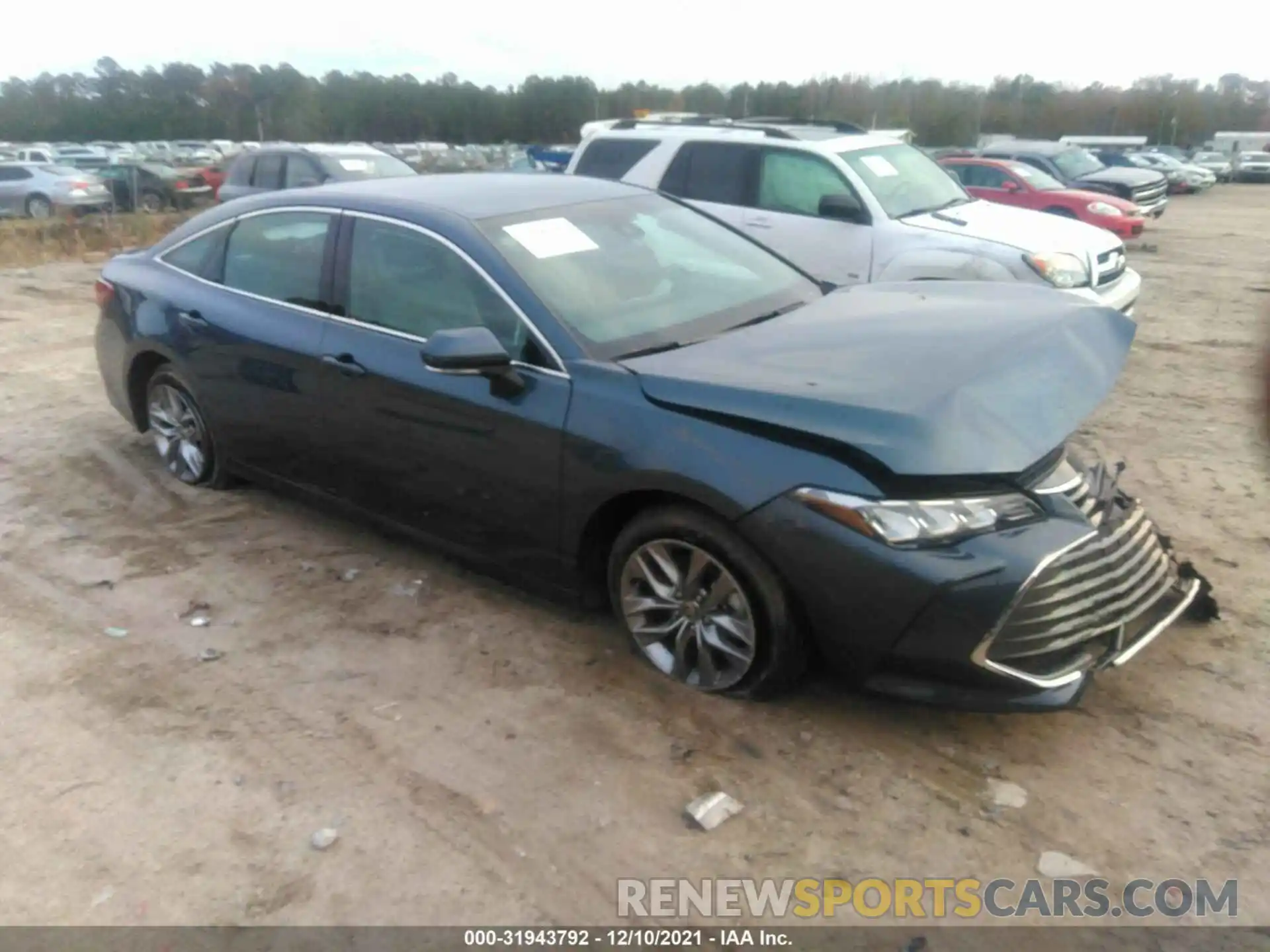 1 Photograph of a damaged car 4T1JZ1FB5LU055707 TOYOTA AVALON 2020