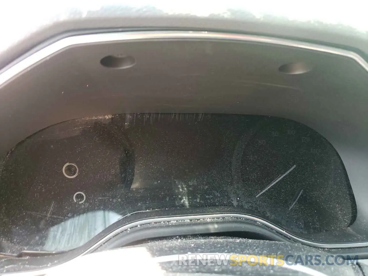 9 Photograph of a damaged car 4T1JZ1FB6LU050306 TOYOTA AVALON 2020